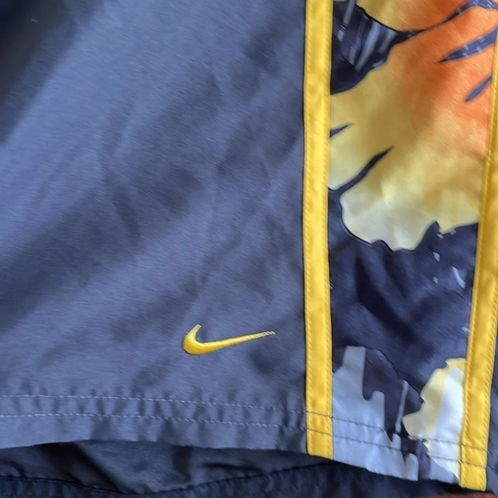 Nike tropical board shorts